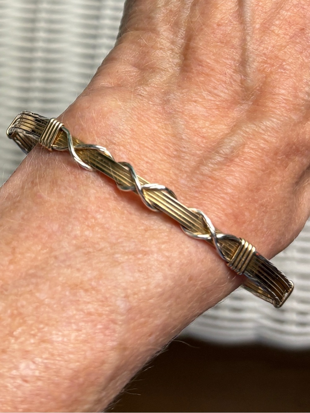 Ronaldo I Love You Forever Gold and Silver Twisted Wire Women’s Bracelet 7” - Picture 2 of 10